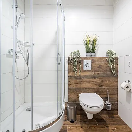 Apartment 24h With Free Garage And Ac Jagielly 5 *