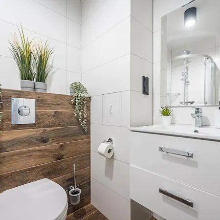 Apartment 24h With Free Garage And Ac Jagielly 5 *