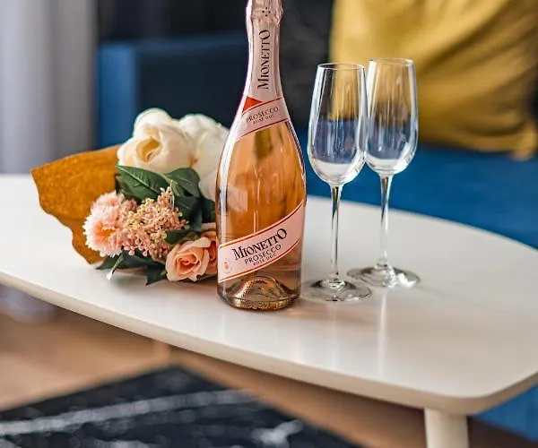 24h With Free Garage And Ac Jagielly 5 *